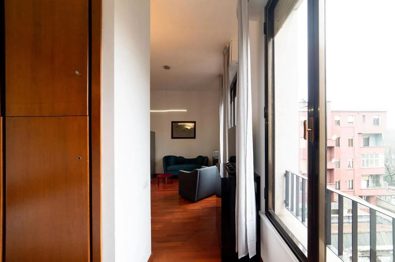 Hbhall Brera 59 Milan Italy