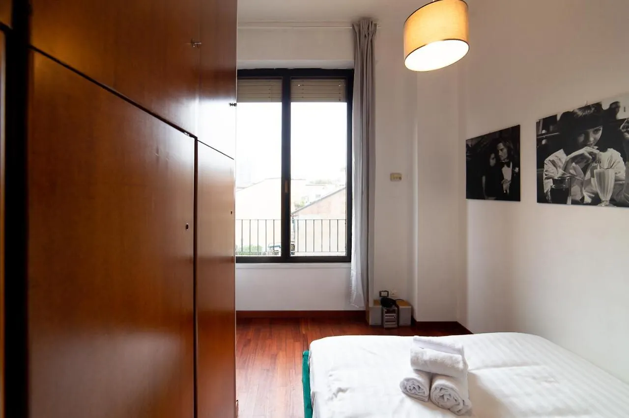 Apartment Hbhall Brera 59 Milan Italy